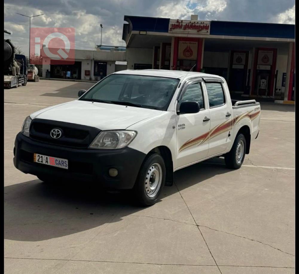 تويوتا هايلوكس